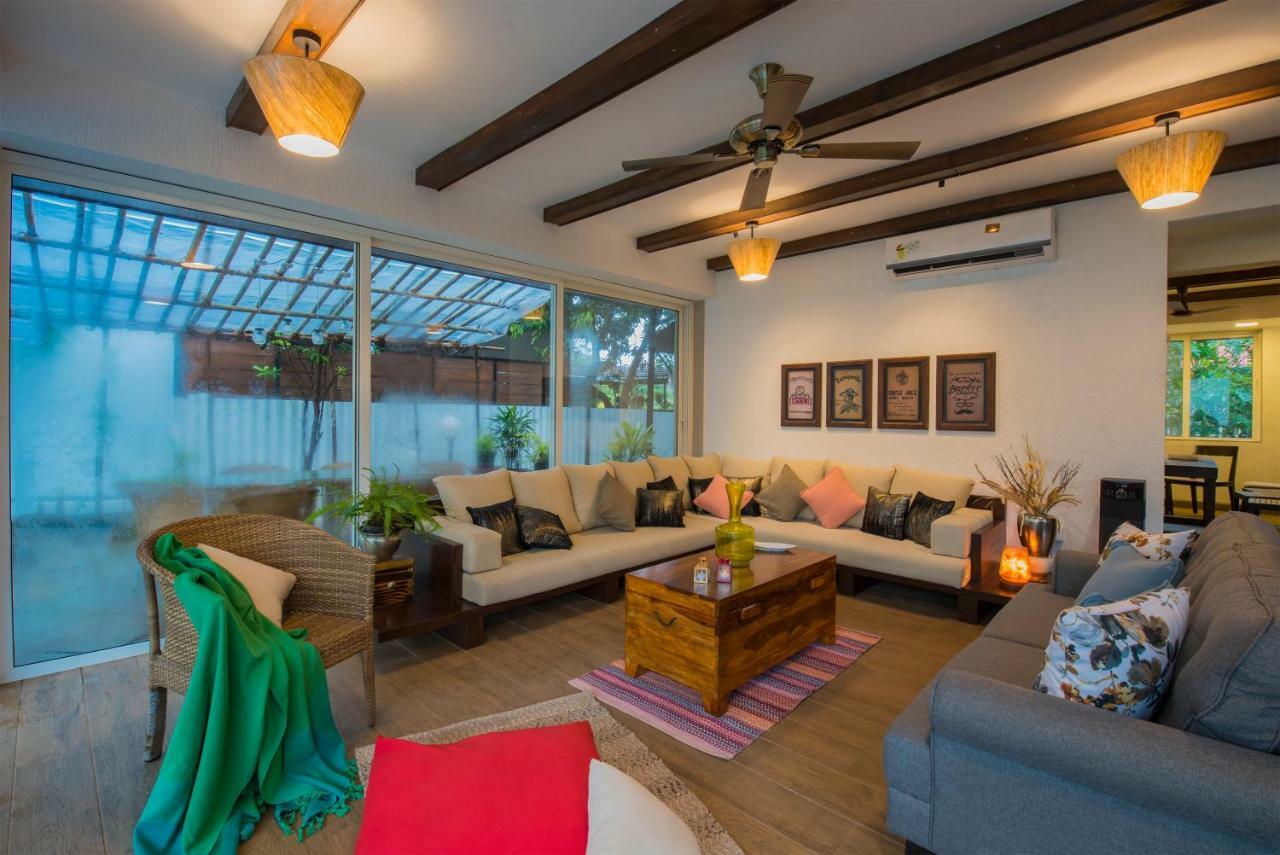 El Lodge By Stayvista - Pool, Lawn, And A Charming Gazebo For Your Perfect Getaway Lonavala Eksteriør billede
